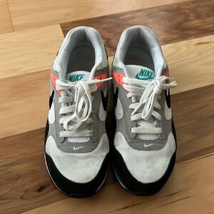 Nike Air Max Correlate Women 9 Lightly Worn